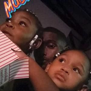 Meet your Posher, Tessie